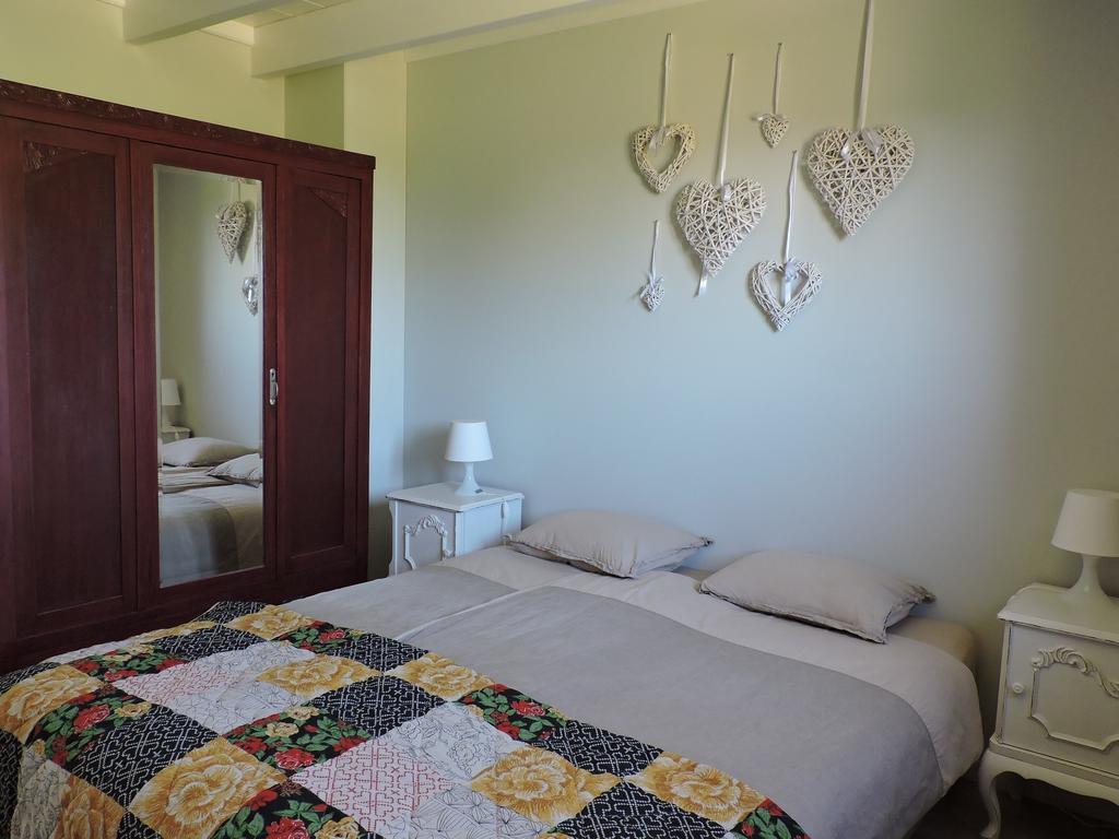 Vakantieboerderij Ferme Le Bleuet Ohey Szoba fotó